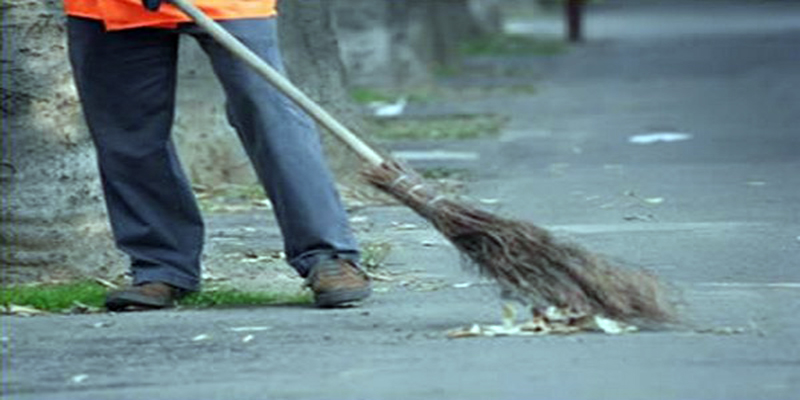 spazzamento rifiuti strade